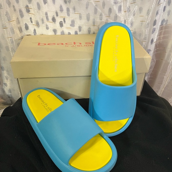 🆕 J/Slides  sizes 6- 9.      Not a Bundle - Picture 8 of 13